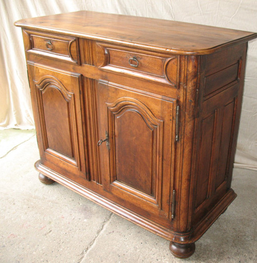 Small Louis XIV blond walnut buffet with 2 doors 2 drawers 17th century