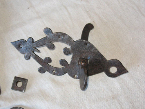 Full wrought iron door knocker hammer, 18th century