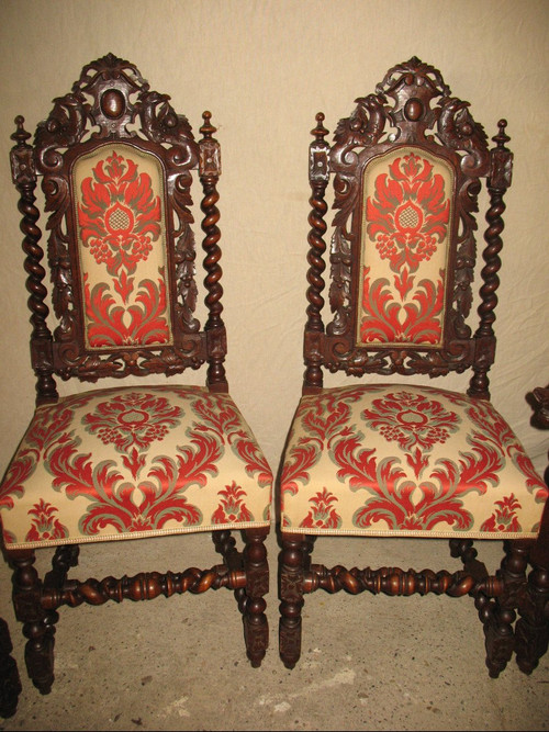 Suite of 6 Renaissance style seats in carved oak from the 19th century