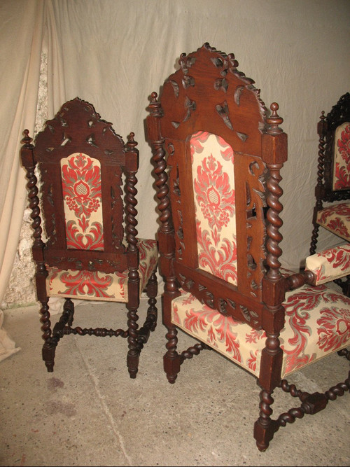 Suite of 6 Renaissance style seats in carved oak from the 19th century