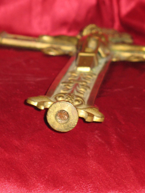 Processional cross in bronze from the 19th century