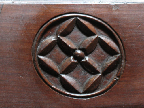 4 carved walnut panels from the 17th century Périgord