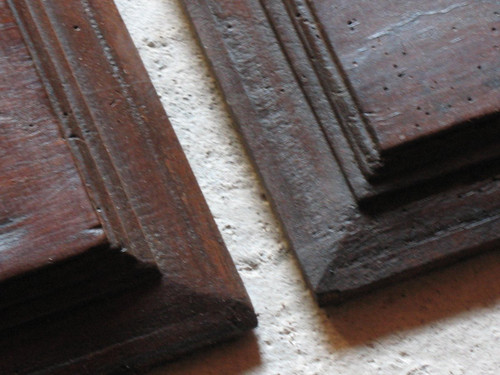 4 carved walnut panels from the 17th century Périgord