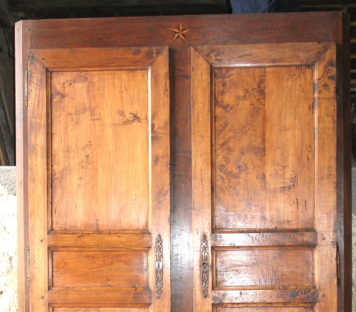 Chestnut woodwork with 2 doors and frame Origin Périgord 19th century