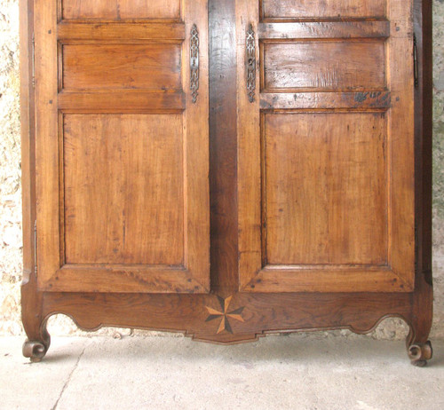 Chestnut woodwork with 2 doors and frame Origin Périgord 19th century