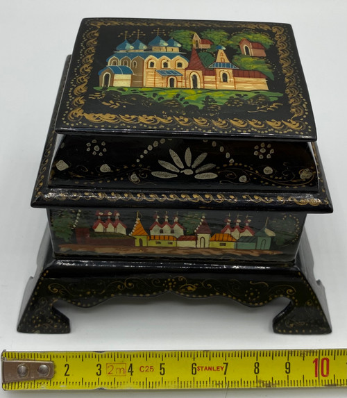 RUSSIAN PAINTED BOX