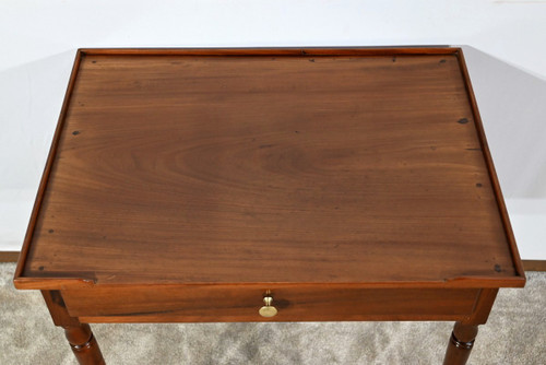 Small Cuban mahogany table, Louis XVI period - Late 18th century