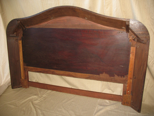 Large mahogany canopy bed canopy 19th century Restoration style