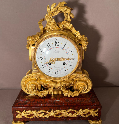 Important Louis XVI style Napoleon III period Griotte Red Marble and gilt bronze clock