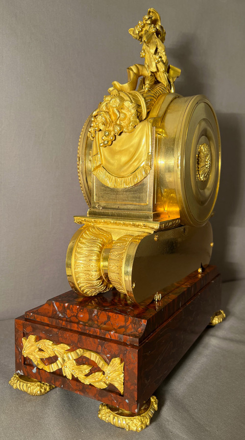 Important Louis XVI style Napoleon III period Griotte Red Marble and gilt bronze clock