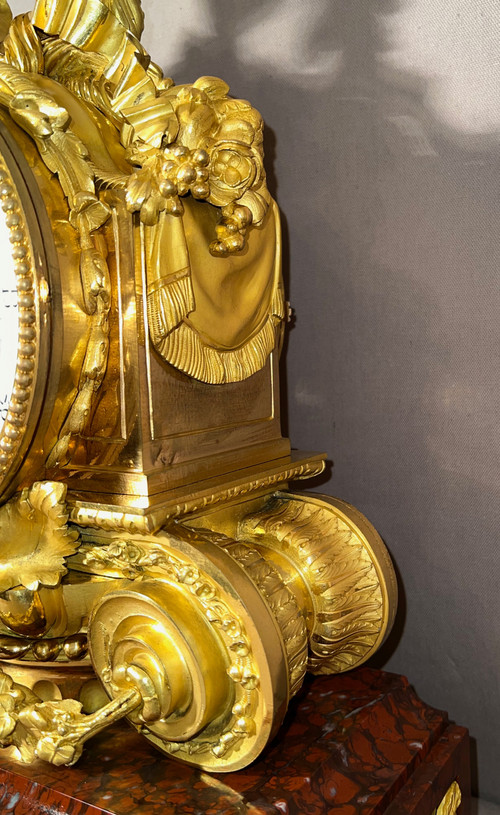 Important Louis XVI style Napoleon III period Griotte Red Marble and gilt bronze clock