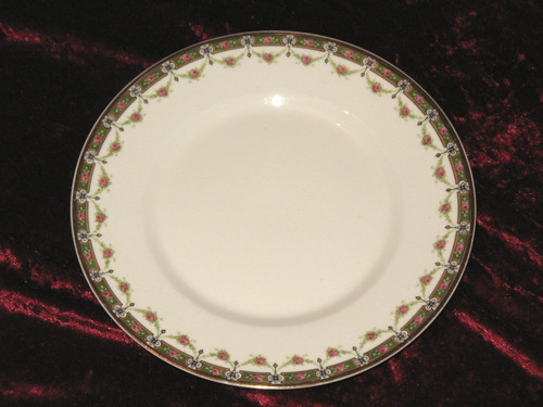 Table service in Limoges porcelain with floral decoration 101 pieces Louis XVI style 20th century