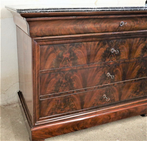 Louis Philippe Mahogany Chest Of Drawers