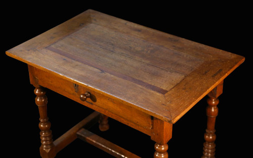 Small writing table  Louis XIII 