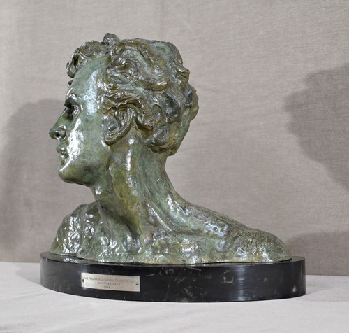 Important Bronze "Jean Mermoz", signed A.Ouline - 1st part 20th century