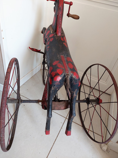 Ancien Cheval tricycle en bois et tête en  fonte, XIXe siècle 