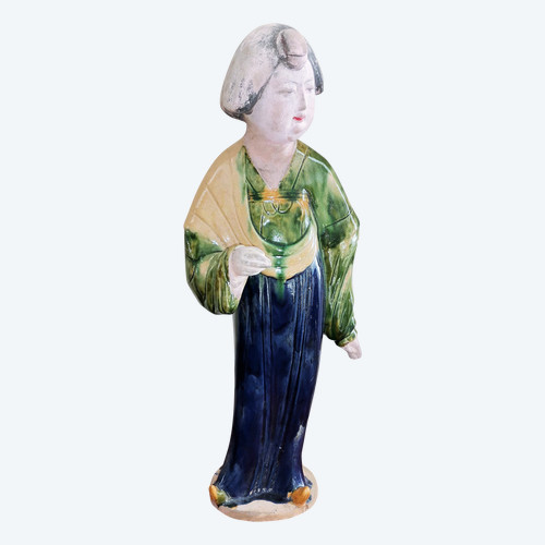 Statuette en terre cuite Dame de cour Chine XIXème siècle