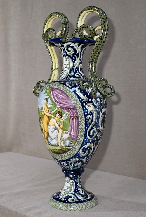 Important Vase en Faïence, style Renaissance – 2ème partie XIXe