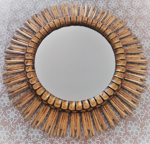 Old sun mirror mid-twentieth contour wood material diameter 63.4 cm