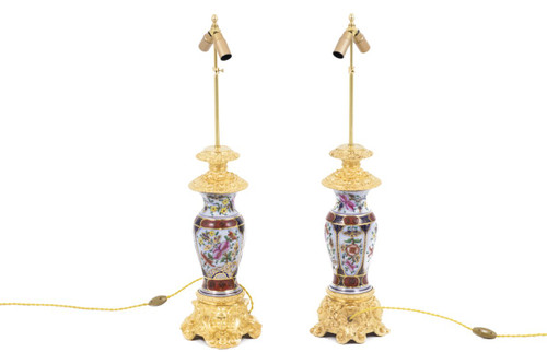 Paire De Lampes En Porcelaine Valentine Et Bronze Doré, Circa 1880 - Ls41221171