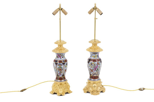 Paire De Lampes En Porcelaine Valentine Et Bronze Doré, Circa 1880 - Ls41221171