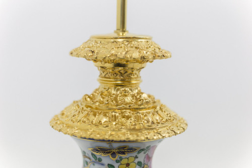 Paire De Lampes En Porcelaine Valentine Et Bronze Doré, Circa 1880 - Ls41221171