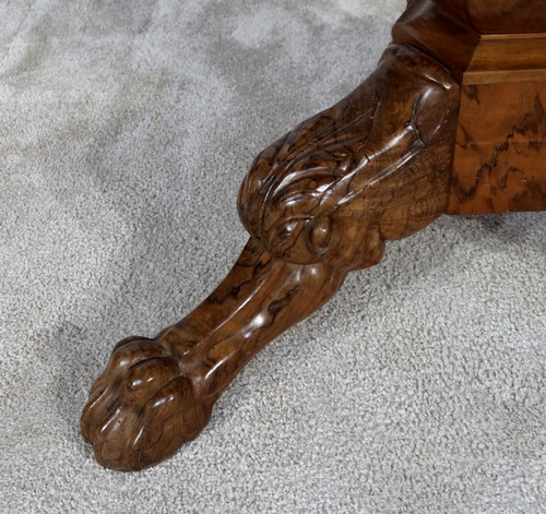 Estate Pedestal Table in Solid Walnut, Restoration Period - Early 19th Century