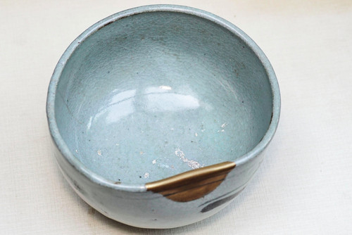 Tea Ceremony Bowl - Japan - Chawan - 17th Century - Kintsugi (Gold Repair)