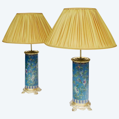 Coppia di lampade a rullo in smalto cloisonné e bronzo dorato, circa 1900 - LS3566931