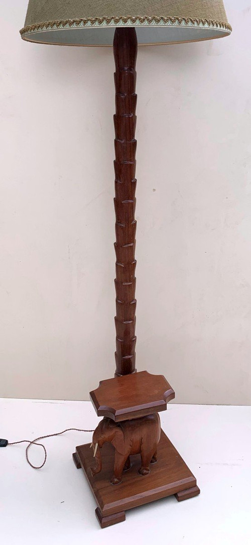 Elephant Floor Lamp In Mahogany 50/60