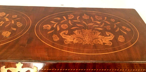 Scriban Commode In Dutch Marquetry XVIII Century