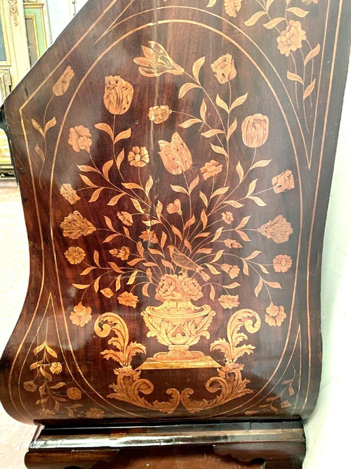 Scriban Commode In Dutch Marquetry XVIII Century