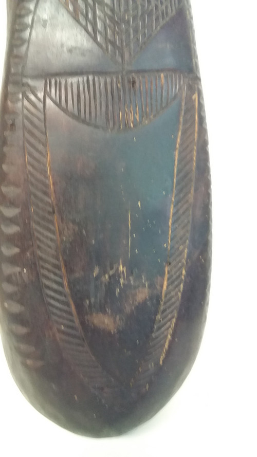 Wakémia ceremonial spoon decorated with a Liberian woman's head