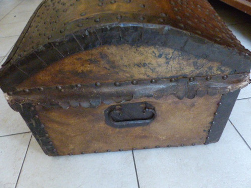 Old Gothic style travel chest in wood and studded leather, late 18th century