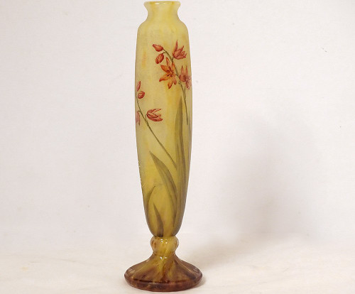 Vaso Piedouche Pâte de Verre Daum Nancy Fleurs Lys Lis Art Nouveau XIX secolo