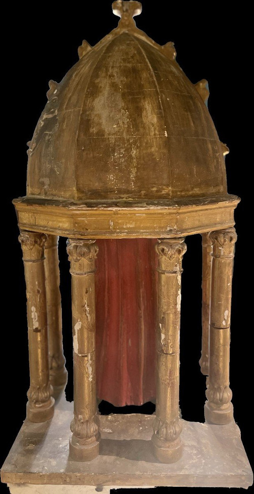 Italian Tempietto style niche