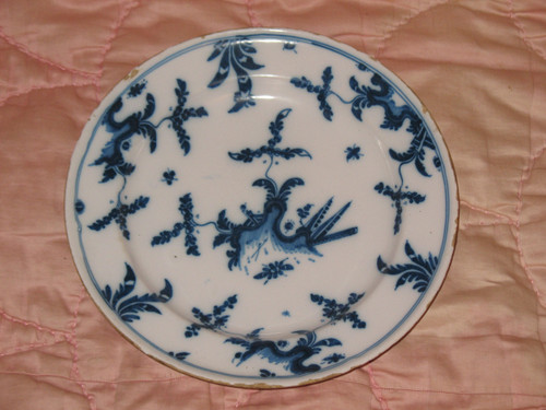 Pair of earthenware plates from Marseille, 18th century Chinese decor in shades of blue