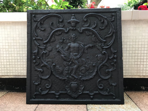 Large 18th century cast iron fireback