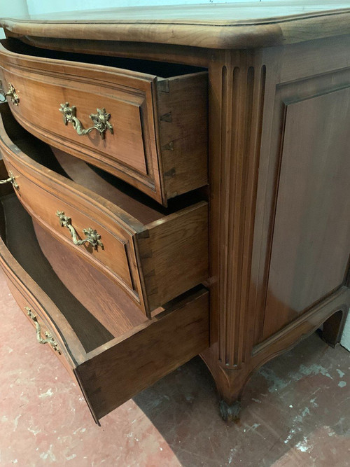 Chest Of Drawers With Curved Facade In Provençal Style XVIII Century