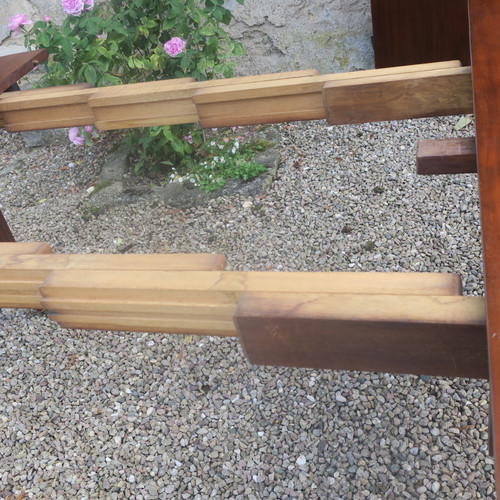 Round mahogany table with extension leaf