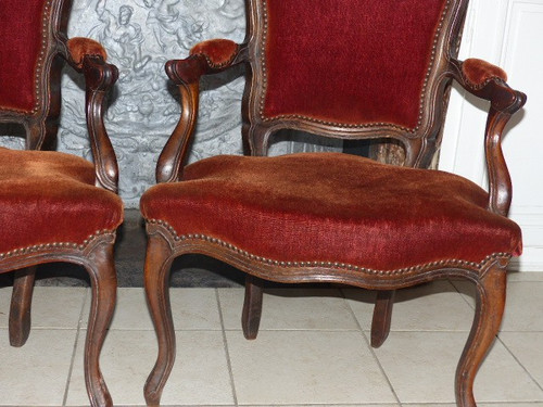 Pair of Louis XV cabriolet beechwood armchairs, 18th century