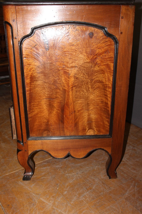 Louis XV Grenoble curved chest of drawers in walnut XVIII