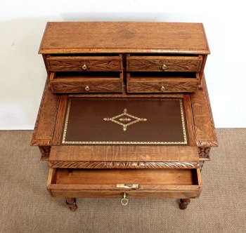 Rare small stepped children's desk in solid oak - late 19th century