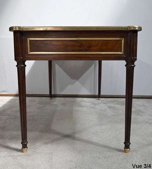 Mahogany flat desk, Louis XVI style - 1st Part of the XIXth century