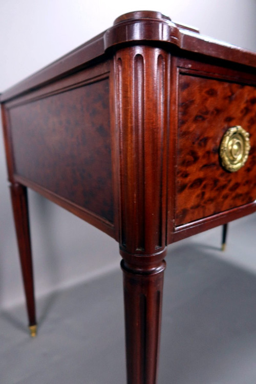 Louis XVI Desk In Speckled Mahogany