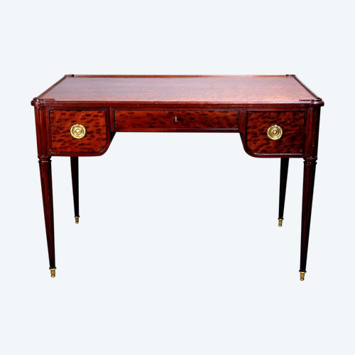 Louis XVI Desk In Speckled Mahogany