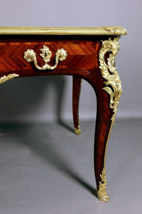 Bureau Louis XV Signé  Gervais Durand