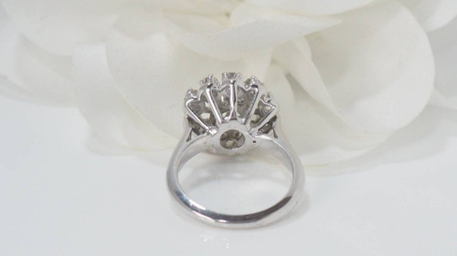 Bague Marguerite En Or Blanc Et Diamants