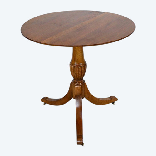 Tripod Pedestal Table in Solid Walnut, Restoration Period - Early 19th Century