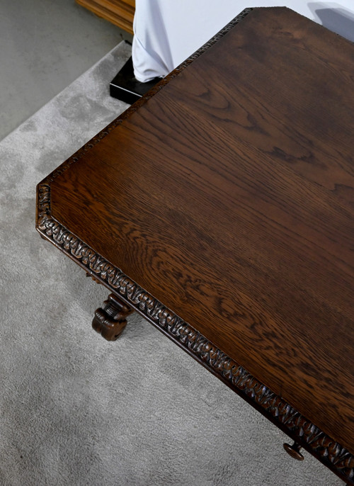 Desk table in the Gothic Renaissance style - Late 19th century